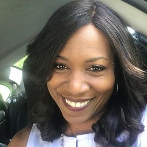 Meet your Posher, Alondra